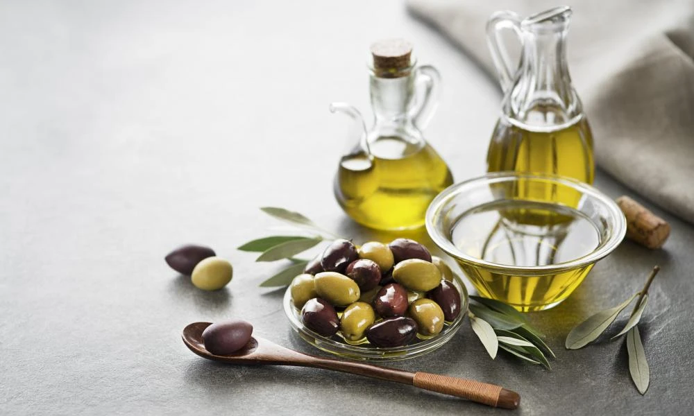 Καλαμάτα: Ανήλικοι Ρομά έκλεψαν ελαιόλαδο - Η ζημιά ξεπερνά τις 100.000 ευρώ